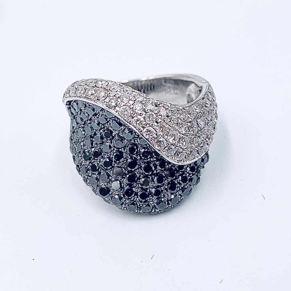 🤩SALE🤩Black diamond ring